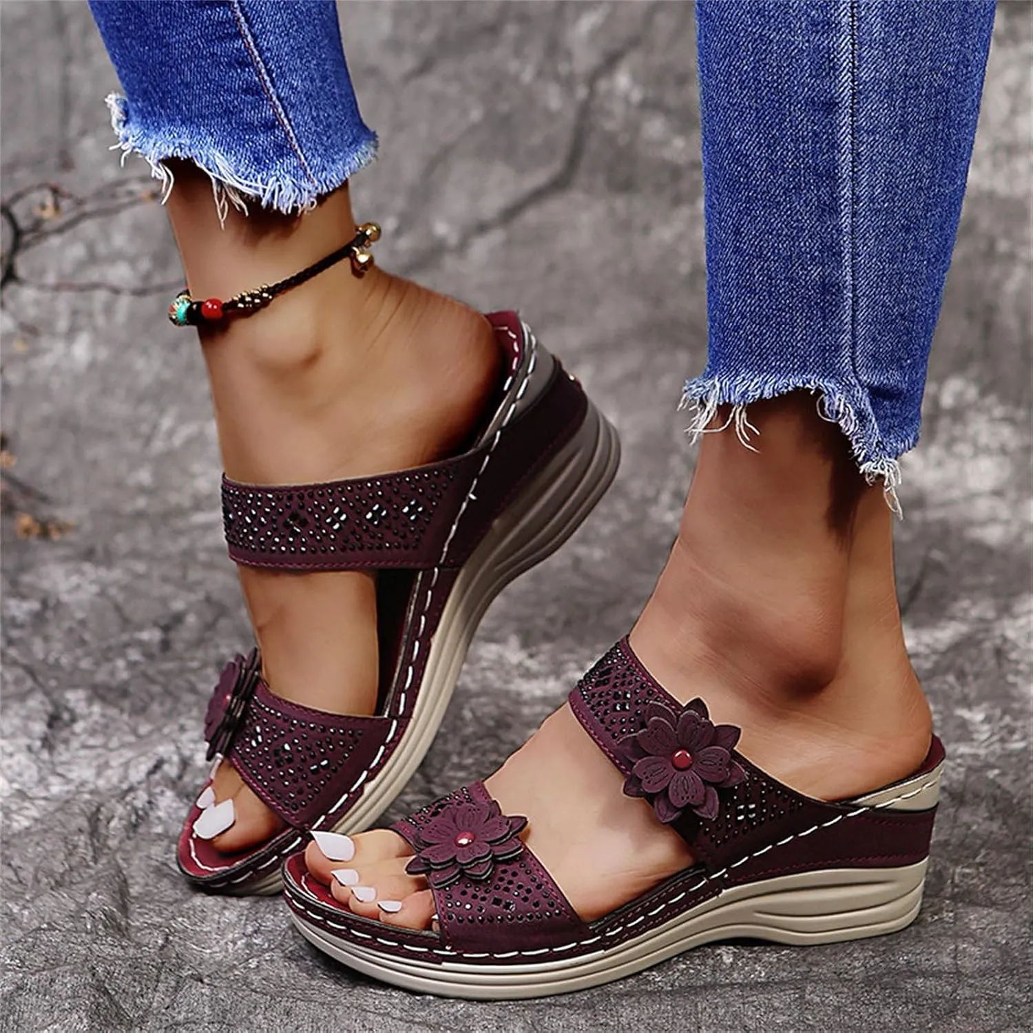 Orthopedic Summer Slides for Women with Arch Support Comfortable Walking Shoes Lightweight Adjustable Straps Beach Casual Outdoor Recovery Sandals