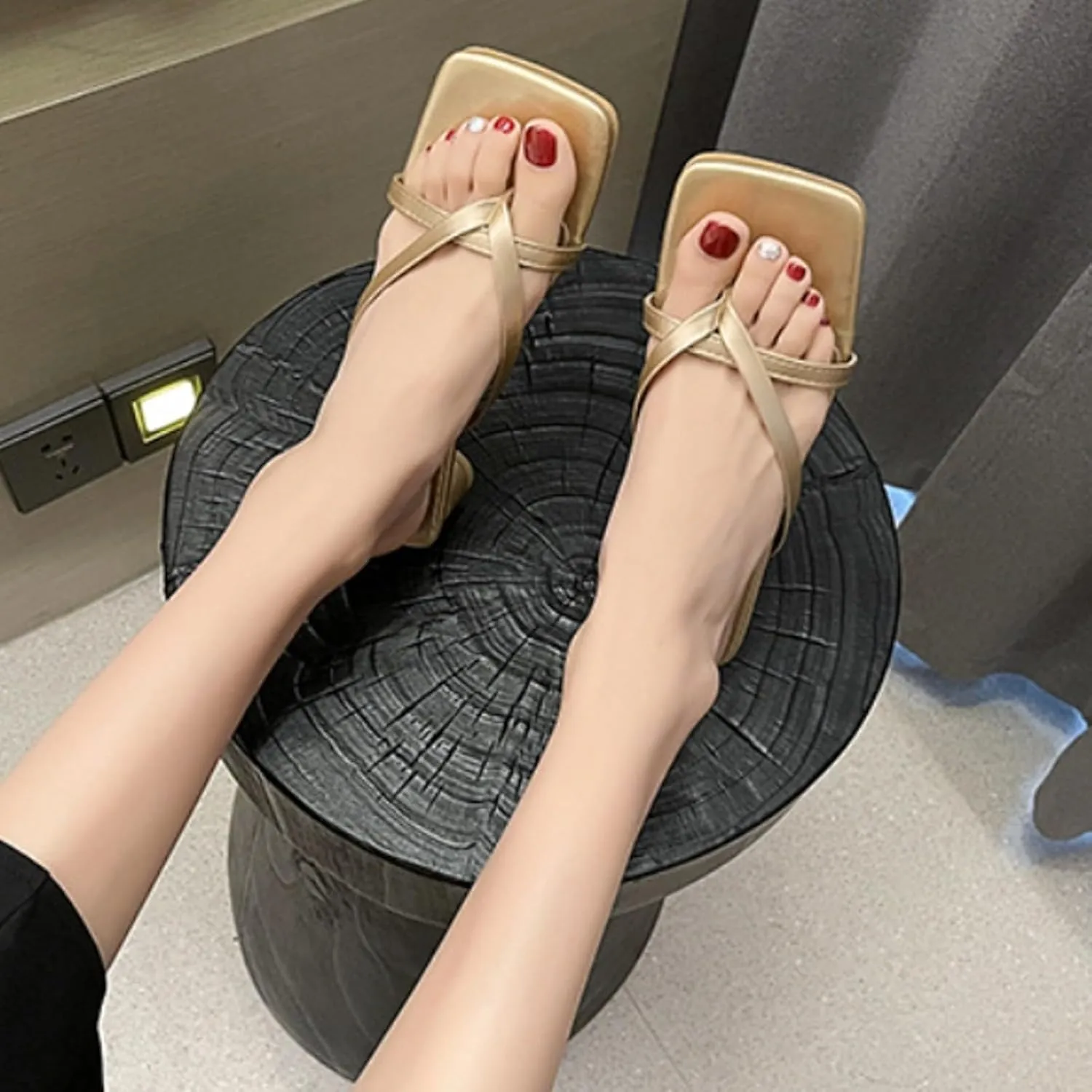 Womens Flip Flops Flip Flop Slippers Comfortable Beach Sandals Slip on Thong Flat Sandals Sandals for Women
